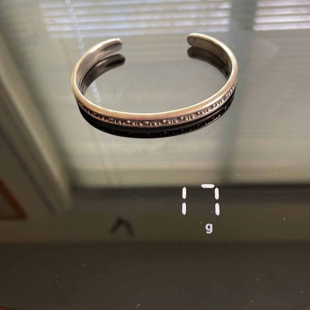 Vintage and Rare El Tom Navajo Sterling Bracelet Cuff 6" - Picture 10 of 10